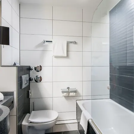 Hotel Amedia Boardinghouse Frankfurt Airport 4*